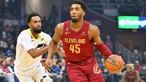 Jazz vs. Cavaliers odds, line: 2022 NBA picks, Jan. 12 prediction .